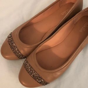 Abella flats